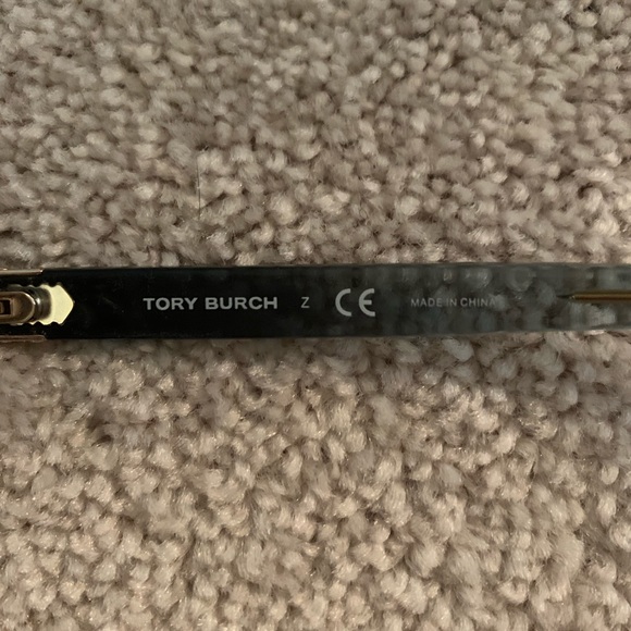 Tory Burch tortoise eyeglass frames - Brand new - Picture 4 of 5